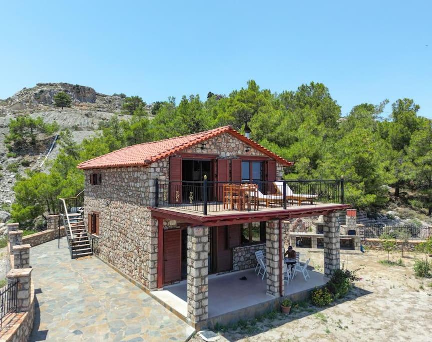 Petronas Land House 2 Villa Archangelos  Eksteriør billede