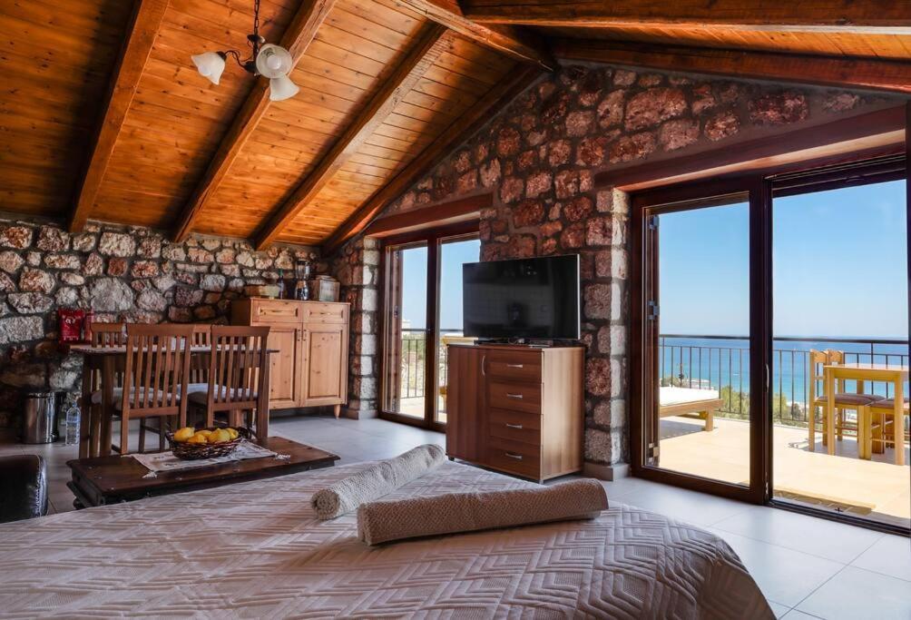 Petronas Land House 2 Villa Archangelos  Eksteriør billede