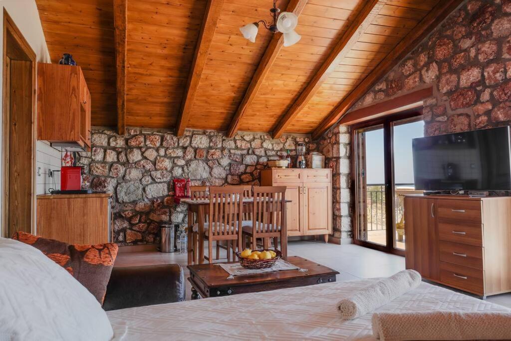 Petronas Land House 2 Villa Archangelos  Eksteriør billede
